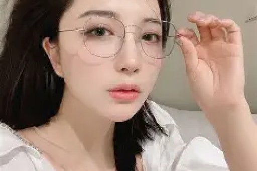 被捉姦在床的女明星出轨被丈夫毒打林子祥为了女友抛弃妻子