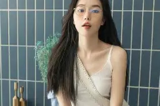 布兰妮回忆录：为前男友堕胎却被诬陷出轨被父亲反复身体羞辱